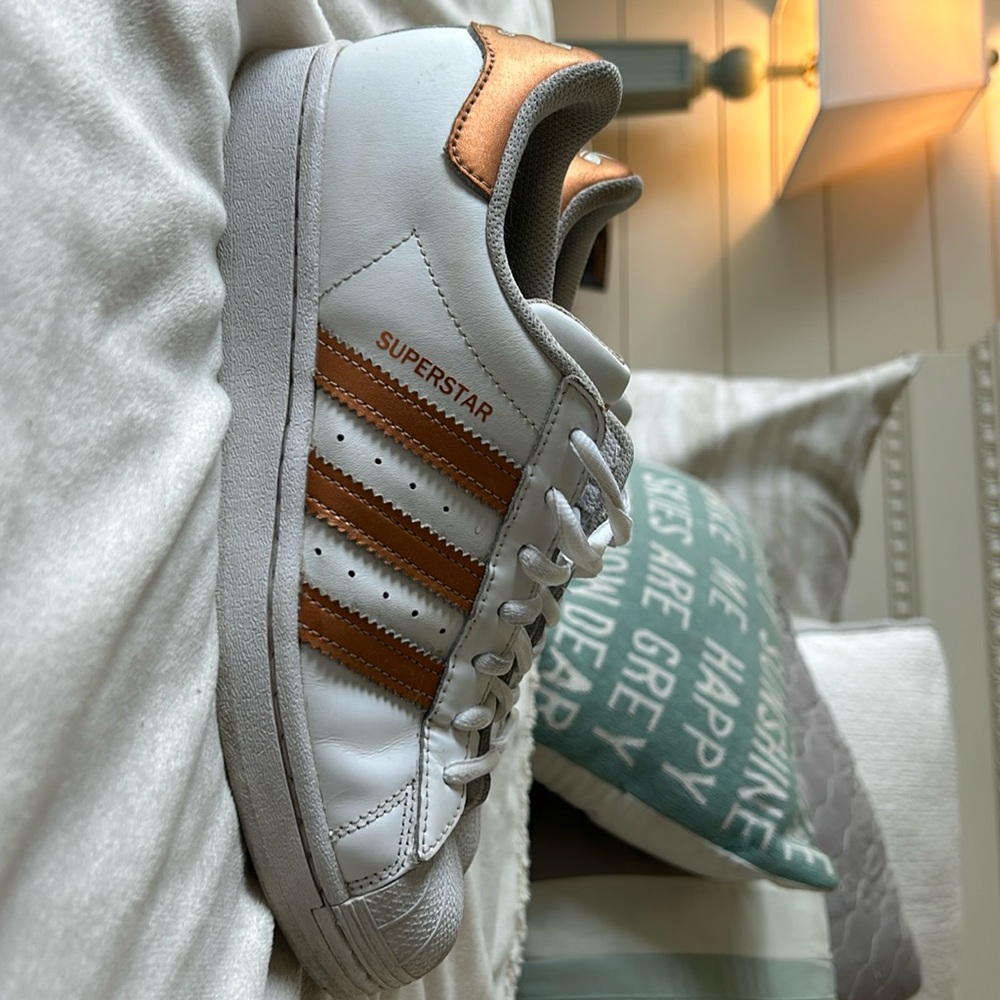 Adidas Superstar Sneakers